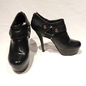Twisted  Black Ankle Bootie